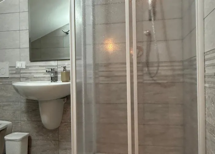 Alofera And Sialuna House