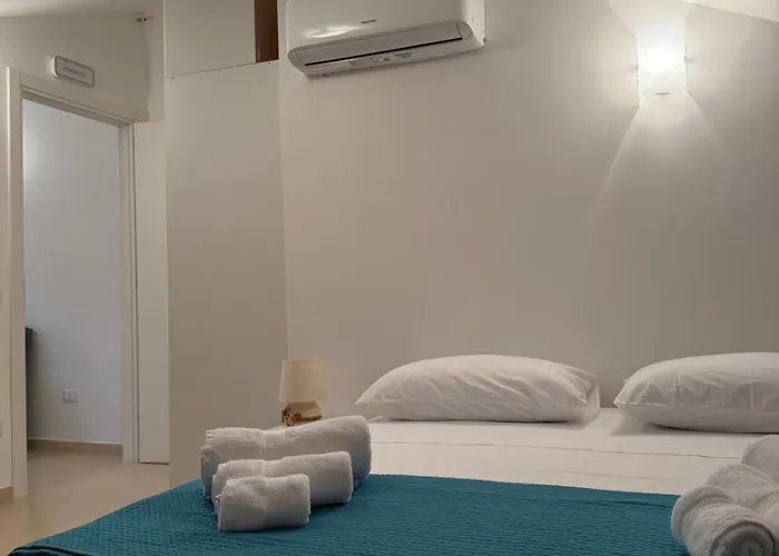 Alofera And Sialuna House *